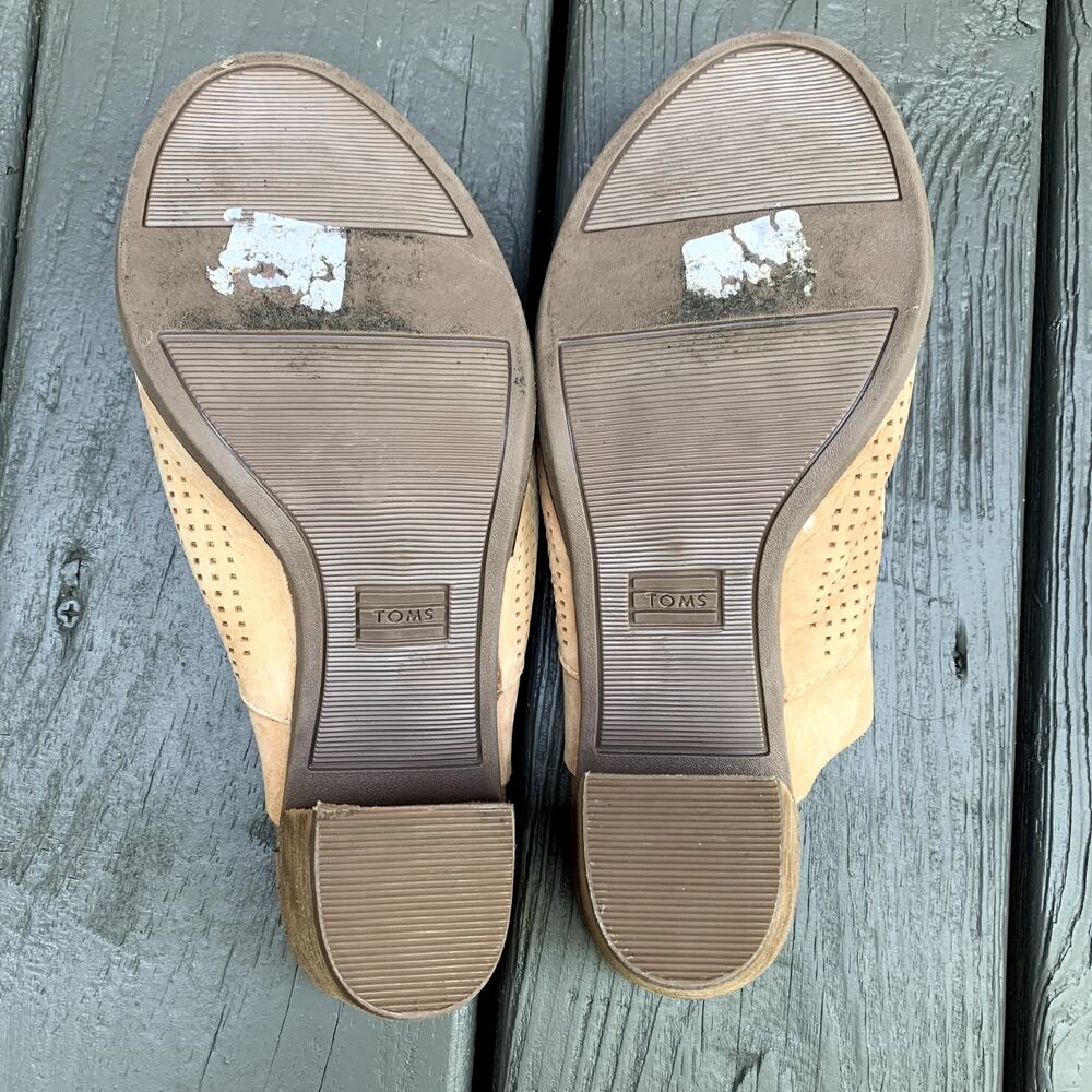 TOMS Sandstorm Tan Perforated Suede Nubuck Majorca Mule Sandal Shoe Peep Toe 8.5 - Picture 6 of 9